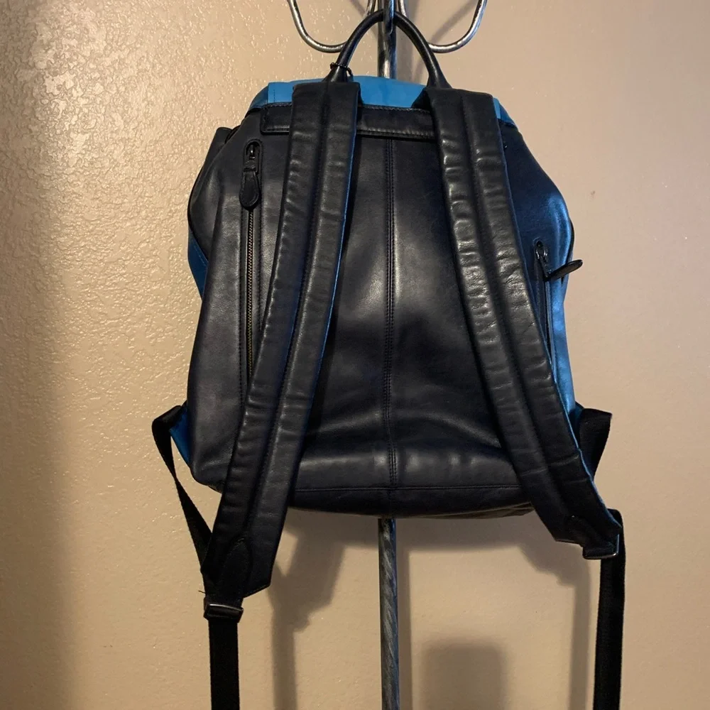 Coach Manhattan special edition leather backpack - Picture 2 of 4